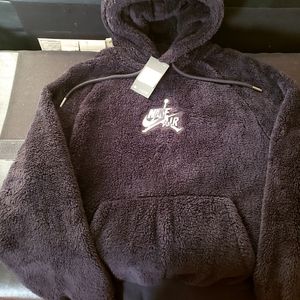 Brand new Sz Large black Nike Air Jordan hoodie.
